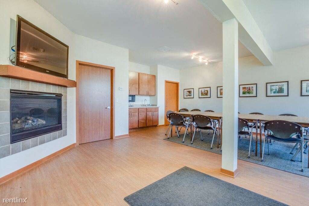 Photos and Video of Silver City Townhomes in Milwaukee, WI